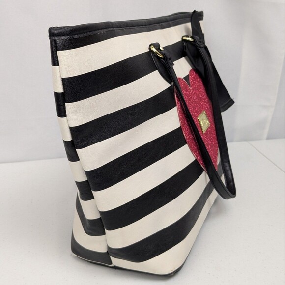 Luv Betsey Johnson Black White Striped Glitter Pink Heart Bow Tote Bag - Picture 3 of 11